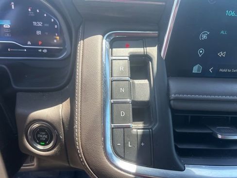 Used 2023 Chevrolet Tahoe LT w/ Luxury Package RWD image 27