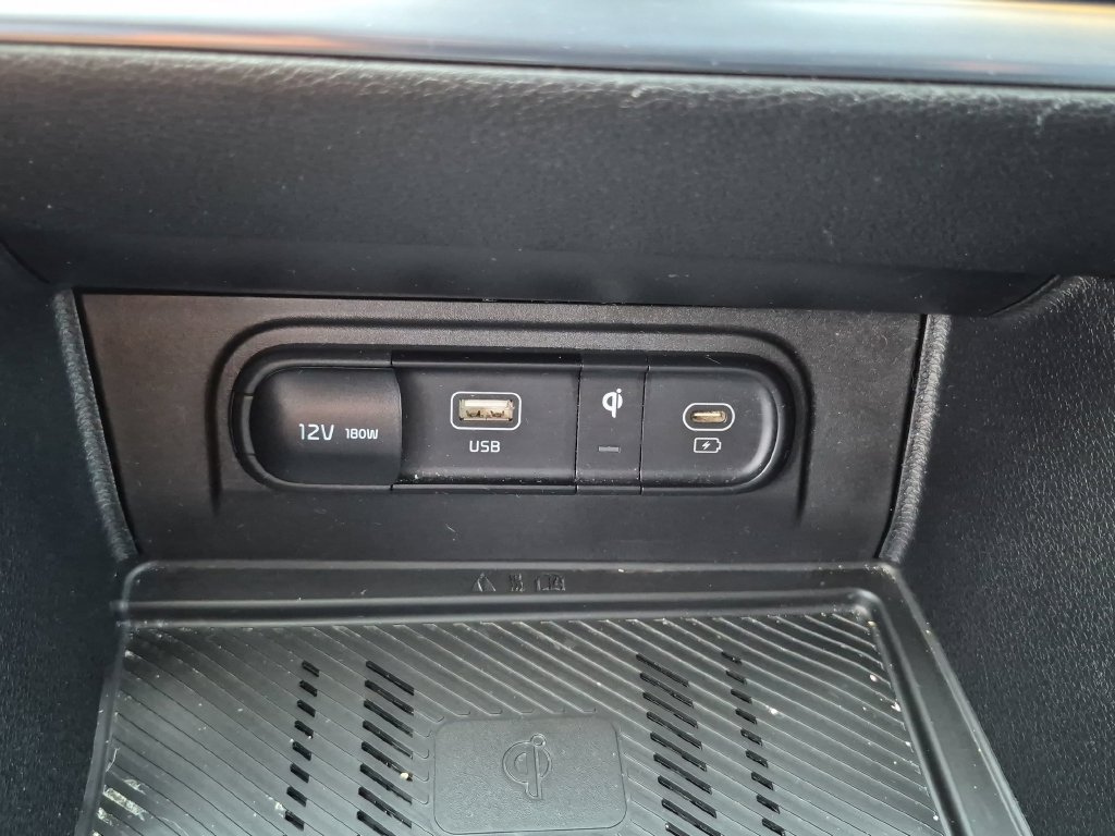 Used 2025 Kia Sportage X-Line w/ Premium Package AWD/4WD image 38