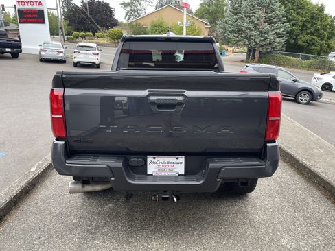 Used 2024 Toyota Tacoma TRD Off-Road AWD/4WD image 6
