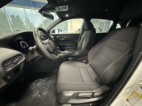 New 2026 Honda HR-V LX image 8
