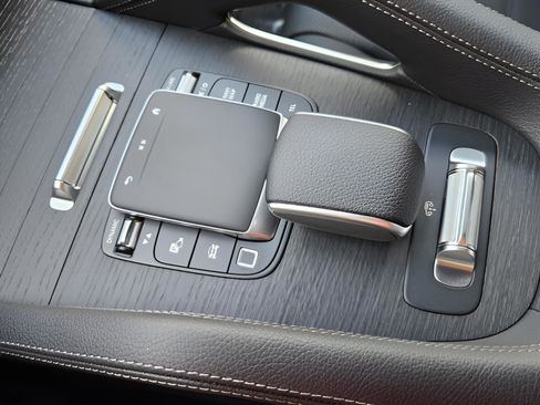 New 2026 Mercedes-Benz GLS 580 4MATIC image 24