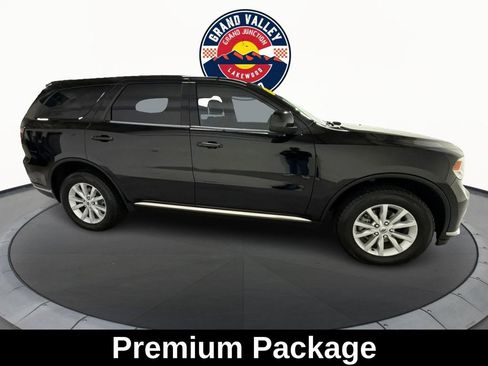 Used 2020 Dodge Durango SXT image 5