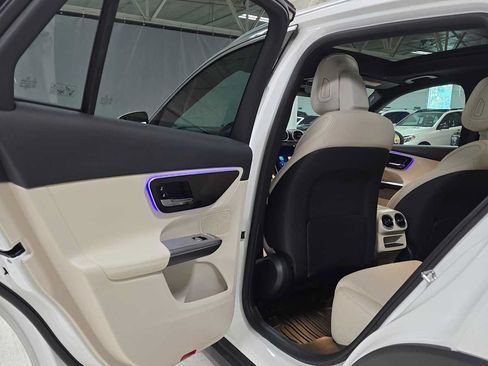 Certified 2026 Mercedes-Benz GLC 300 4MATIC image 15