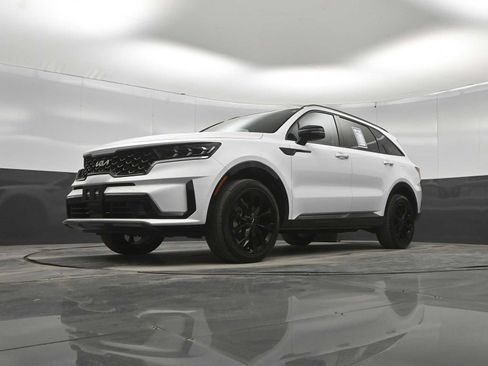 Used 2023 Kia Sorento SX AWD/4WD image 35