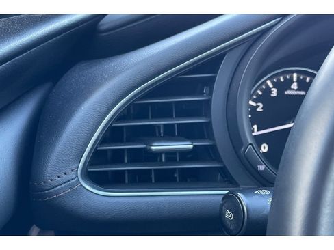 Certified 2023 MAZDA MAZDA3 s FWD image 28