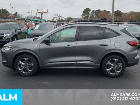 Used 2023 Ford Escape ST-Line image 12