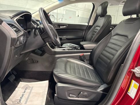 Used 2017 Ford Edge SEL w/ Equipment Group 201A AWD/4WD image 28
