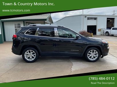 Used 2015 Jeep Cherokee Latitude w/ Comfort/Convenience Group
