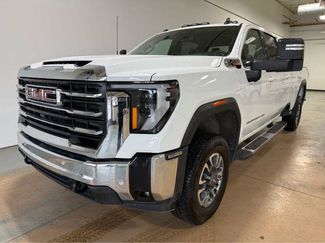 Used 2025 GMC Sierra 3500 SLE AWD/4WD video 1
