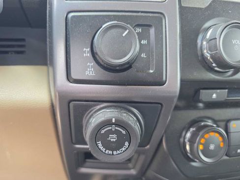 Used 2016 Ford F150 XLT w/ Equipment Group 301A Mid AWD/4WD image 18