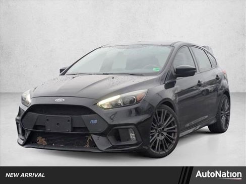 Used 2017 Ford Focus RS image 1