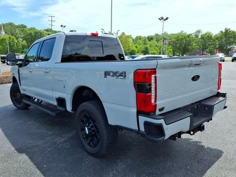 Used 2025 Ford F250 Lariat w/ Black Appearance Package AWD/4WD image 36