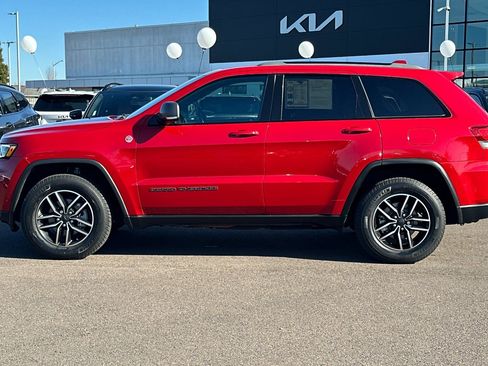 Used 2019 Jeep Grand Cherokee Trailhawk w/ Trailhawk Luxury Group image 7