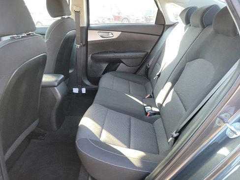 Used 2023 Kia Forte LXS image 10