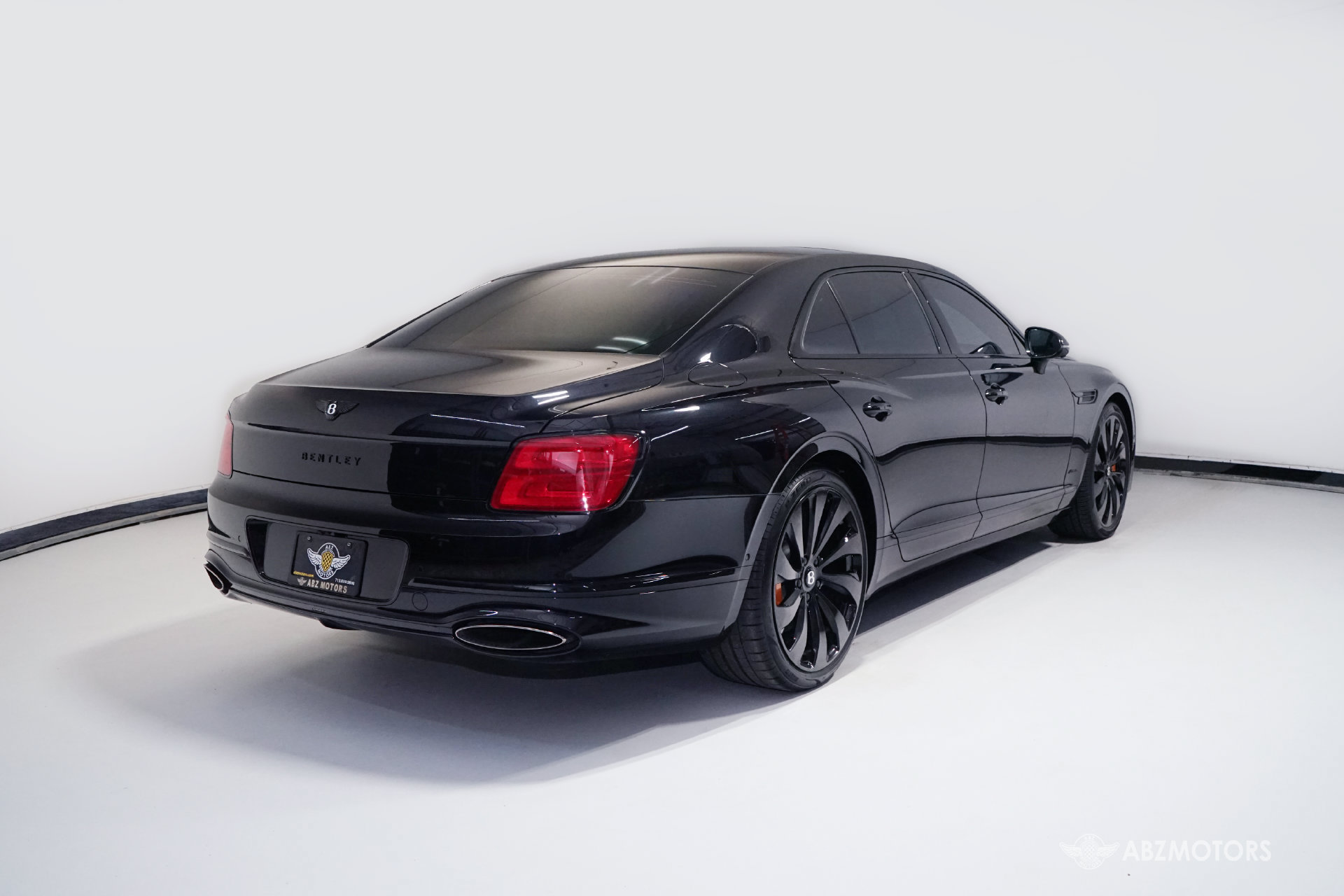 Used 2026 Bentley Flying Spur Azure AWD/4WD image 5