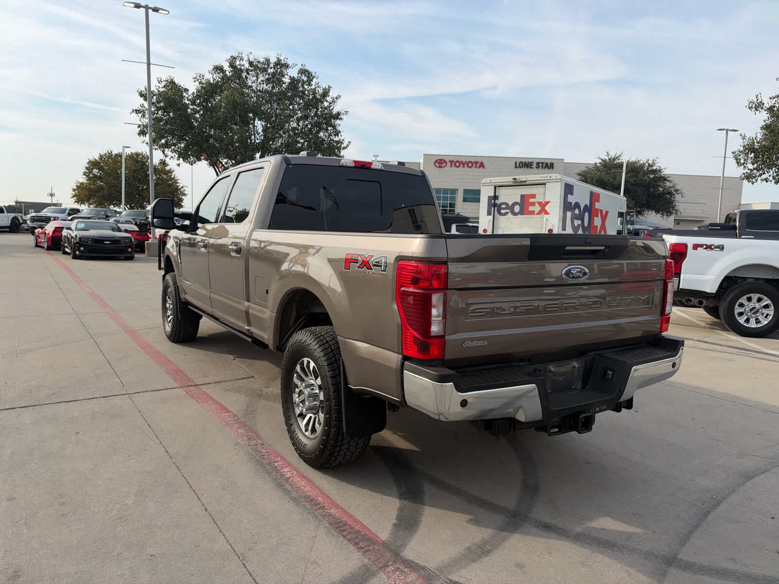 Used 2022 Ford F350 Lariat w/ Lariat Ultimate Package AWD/4WD image 2