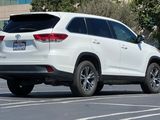 Used 2019 Toyota Highlander LE image 4