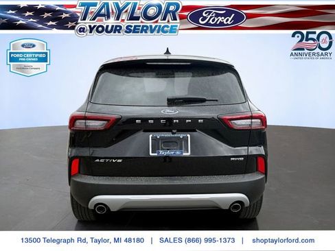 Certified 2024 Ford Escape Active AWD/4WD image 4