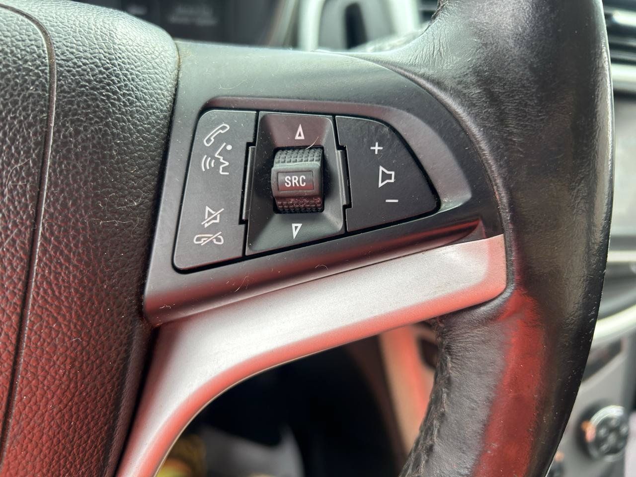Used 2017 Chevrolet Sonic LT w/ Convenience Package FWD image 19