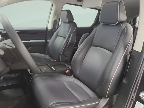 Used 2025 Honda Odyssey Touring image 21