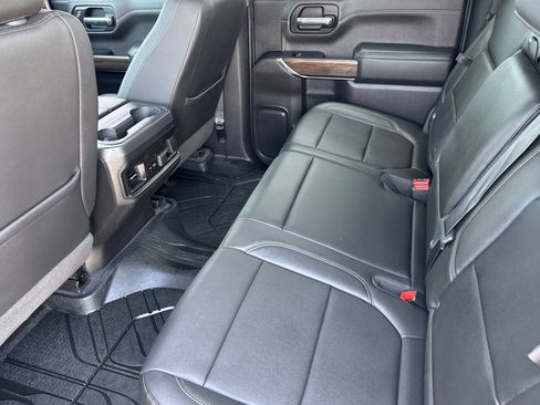 Used 2019 Chevrolet Silverado 1500 RST AWD/4WD image 13
