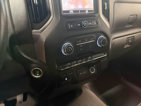 Used 2023 Chevrolet Silverado 1500 Custom image 80