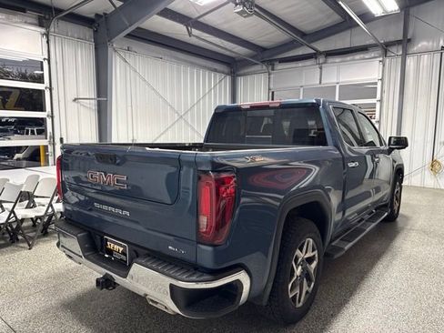 Used 2024 GMC Sierra 1500 SLT w/ SLT Premium Plus Package AWD/4WD image 17