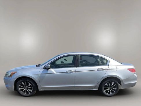 Used 2009 Honda Accord LX-P image 4