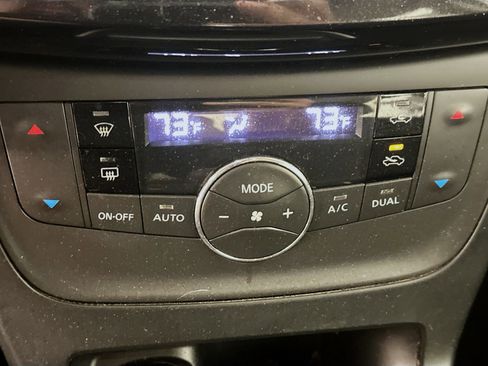 Used 2019 Nissan Sentra SV FWD image 24