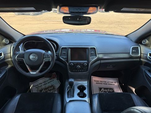 Used 2017 Jeep Grand Cherokee Altitude image 21