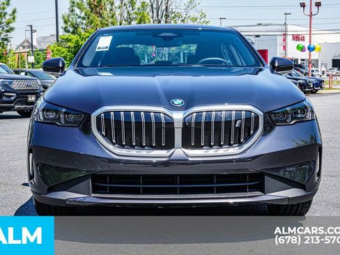 Used 2024 BMW i5 eDrive40i image 10