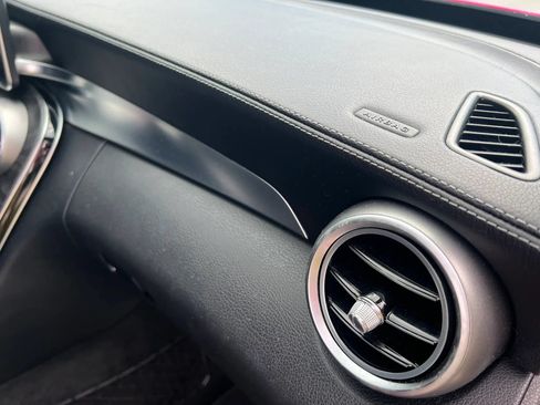 Used 2015 Mercedes-Benz C 300 4MATIC Sedan image 43