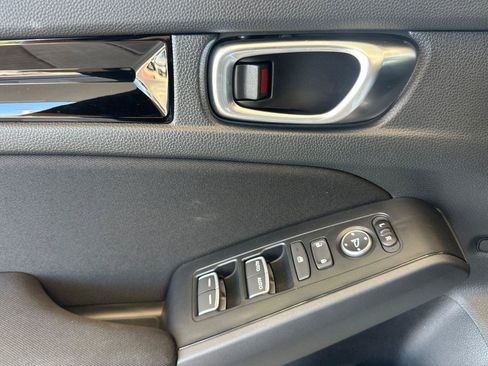 Certified 2026 Honda Civic Sport image 9