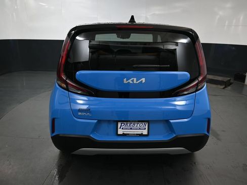 Certified 2024 Kia Soul S FWD image 8