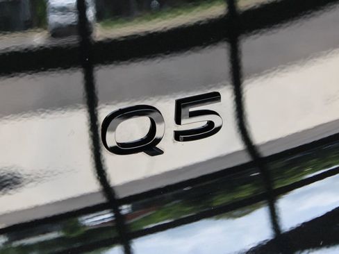 New 2025 Audi Q5 2.0T Premium Plus image 50
