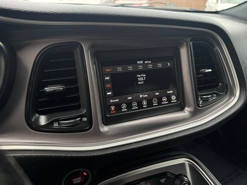 Used 2020 Dodge Challenger R/T RWD image 18