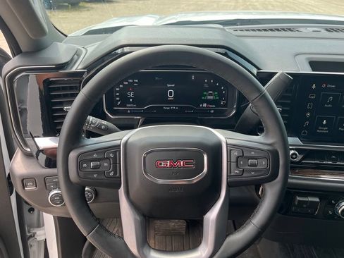 Used 2024 GMC Sierra 1500 Elevation w/ LPO, Elevation Black Package AWD/4WD image 21