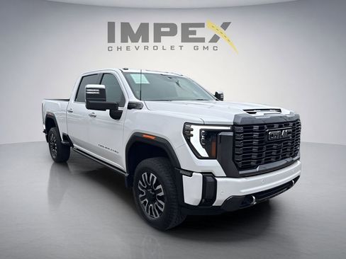 Used 2024 GMC Sierra 3500 Denali Ultimate AWD/4WD image 7