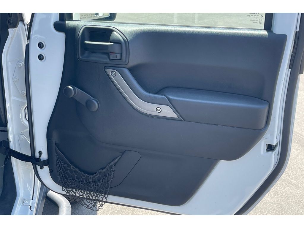 Used 2016 Jeep Wrangler Unlimited Sport AWD/4WD image 21