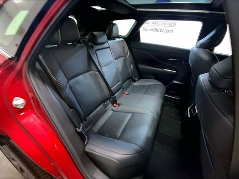 Used 2025 Toyota Crown Signia w/ Advanced Technology Package image 19