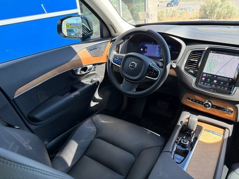 Used 2023 Volvo XC90 T8 Plus w/ Protection Package Premier AWD/4WD image 12