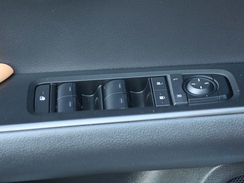 Certified 2025 Lexus UX 300h AWD w/ Accessory Package (Z2) image 13