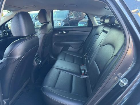 Used 2019 Kia Forte EX FWD image 13