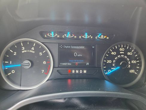 Used 2019 Ford F150 XLT w/ Equipment Group 302A Luxury AWD/4WD image 19