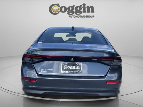 New 2025 Honda Accord SE image 5