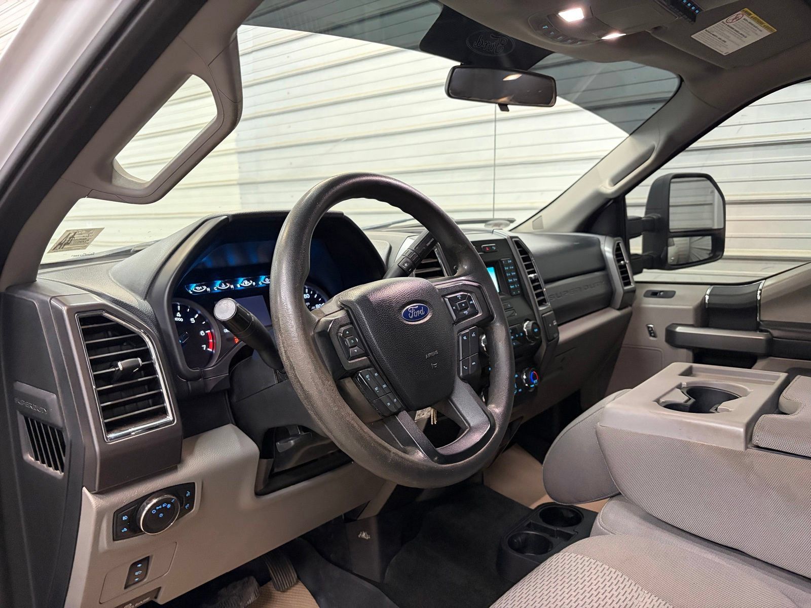 Used 2017 Ford F250 XLT w/ XLT Value Package AWD/4WD image 11
