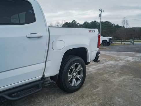 Used 2017 Chevrolet Colorado Z71 image 31