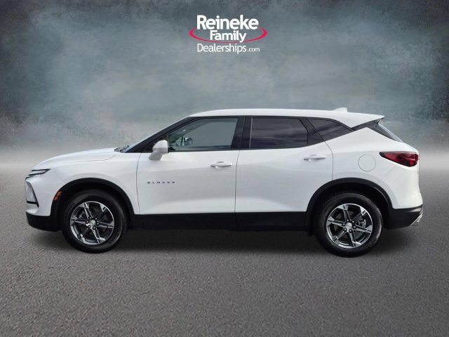 Used 2025 Chevrolet Blazer LT FWD image 9