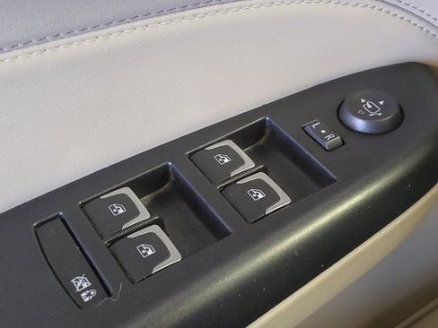 Used 2014 Cadillac SRX Performance w/ Driver Awareness Package image 27