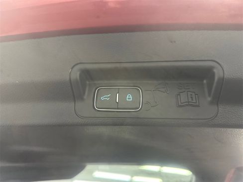 Used 2023 Ford Explorer XLT w/ Equipment Group 202A image 20